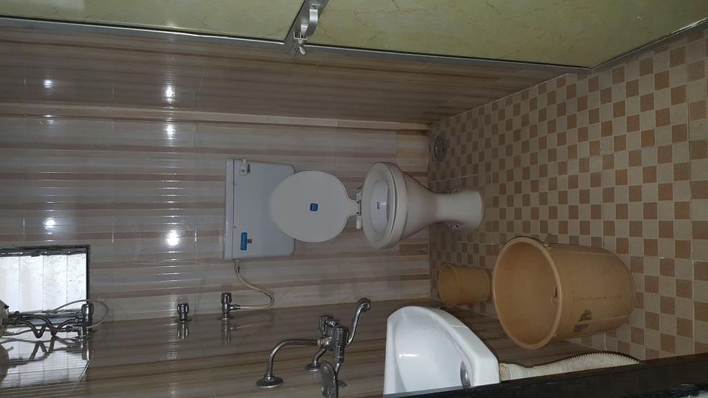 Hotel Al Mehraj Mumbai  Buitenkant foto