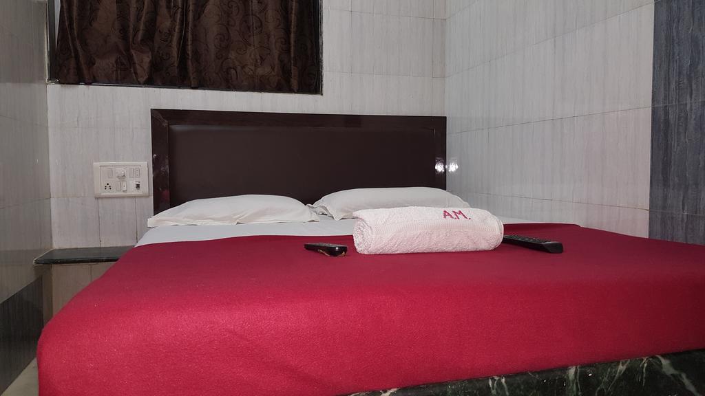 Hotel Al Mehraj Mumbai  Buitenkant foto