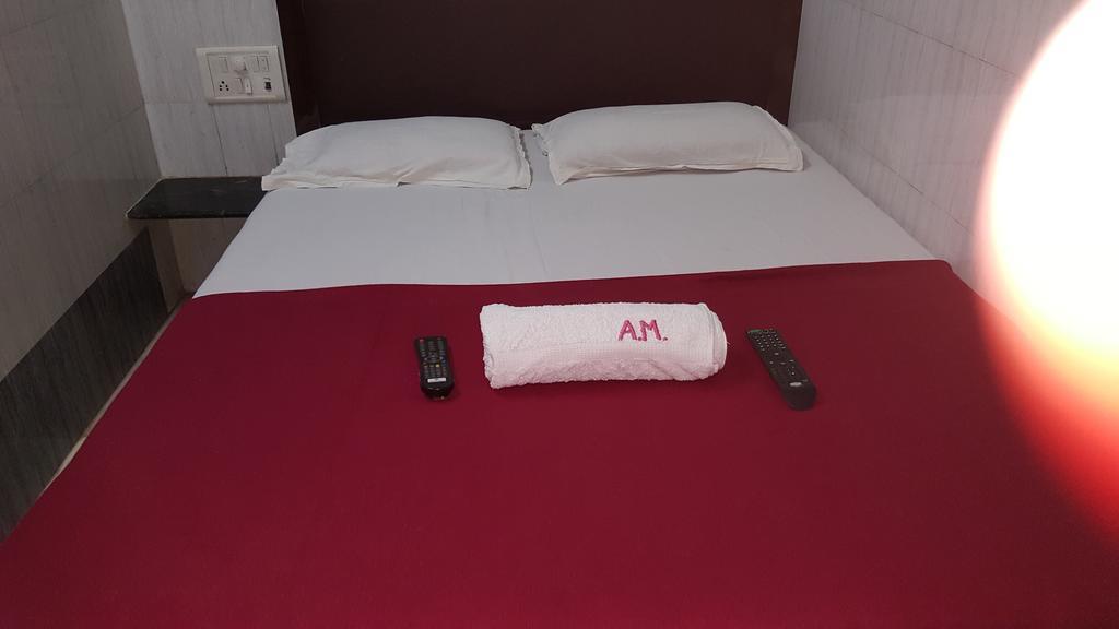 Hotel Al Mehraj Mumbai  Buitenkant foto