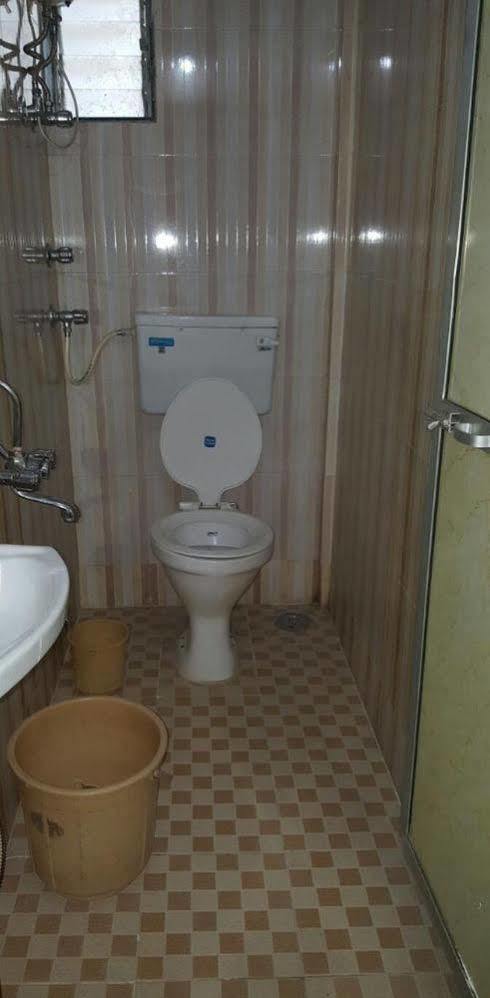 Hotel Al Mehraj Mumbai  Buitenkant foto